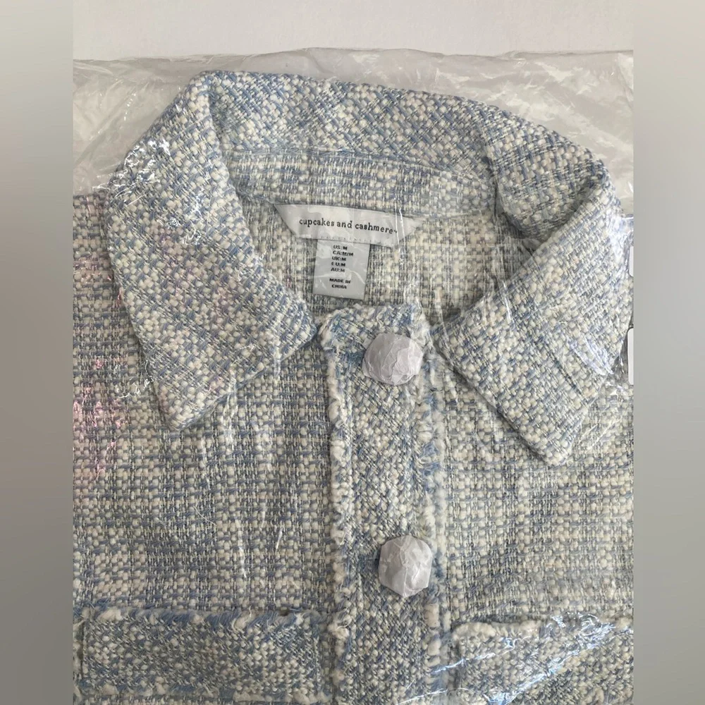 Cupcakes And Cashmere | NEW Women’s Boucle Boxy Vest - Picture 4 of 4